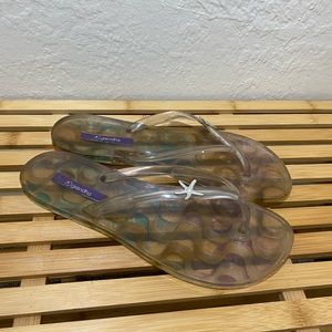 Starfish jelly beach sandal, size 10